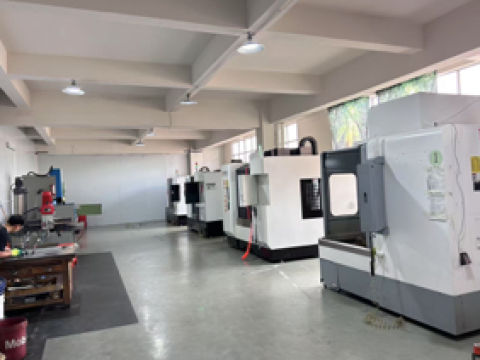 Rubber mold tool production workshop
